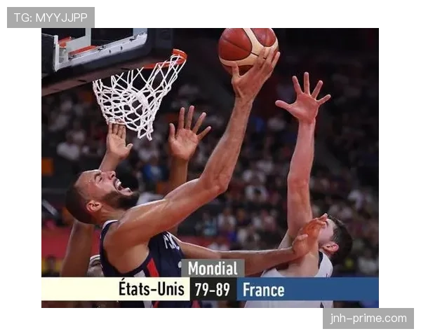篮球干扰球国际规则差异解析:FIBA规则的独特之处 篮球干扰球国际规则差异解析:FIBA规则的独特之处
